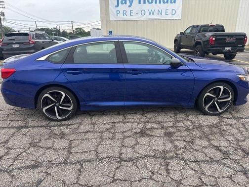 2022 Honda Accord Sport SE