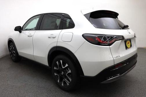Platinum White Pearl 2026 Honda HR-V EX-L