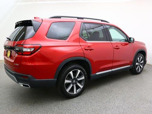 Radiant Red Metallic II 2025 Honda Pilot Touring