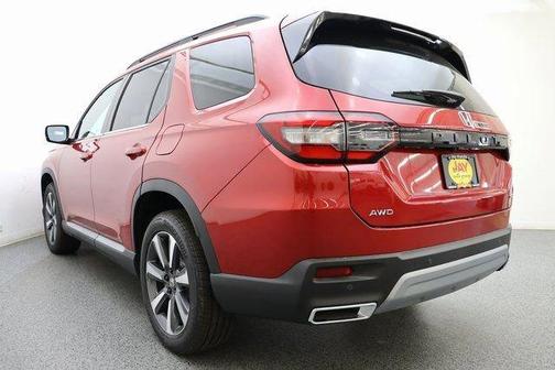 Radiant Red Metallic II 2025 Honda Pilot Touring