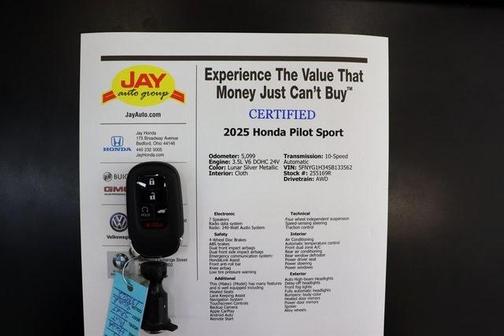2025 Honda Pilot Sport