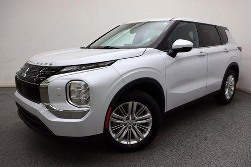 2023 Mitsubishi Outlander ES