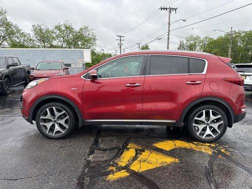 Red 2017 Kia Sportage SX Turbo