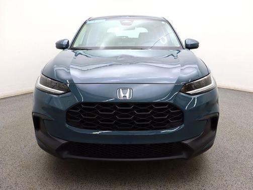 Pearl 2024 Honda HR-V LX