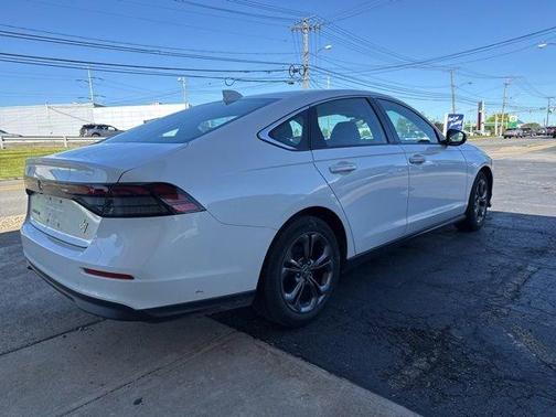 Platinum White 2023 Honda Accord EX