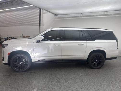 2024 Cadillac Escalade ESV Sport Platinum
