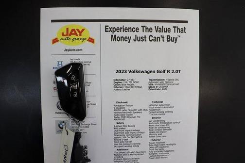 2023 Volkswagen Golf R 2.0T