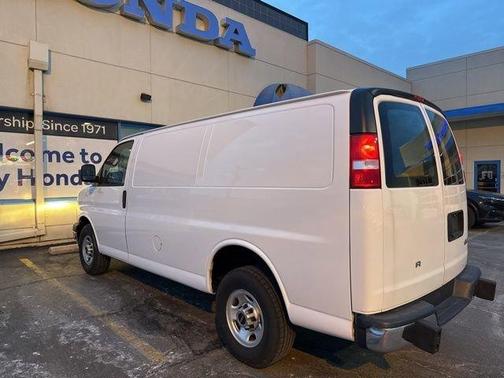 2021 GMC Savana 2500 Work Van