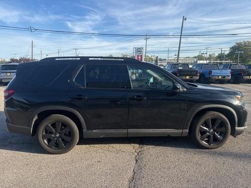 2025 Honda Pilot Black Edition