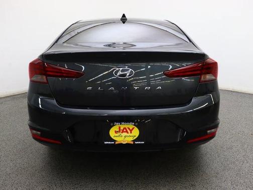 Metal 2020 Hyundai ELANTRA SEL