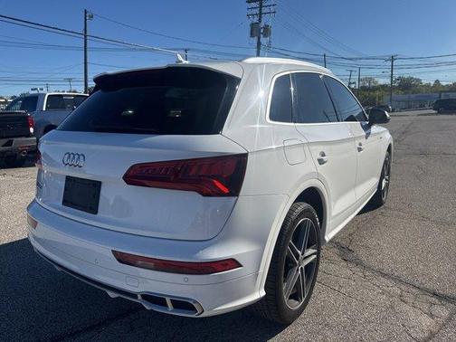 2018 Audi SQ5 3.0T Premium Plus