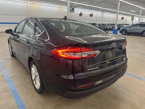 2020 Ford Fusion SE