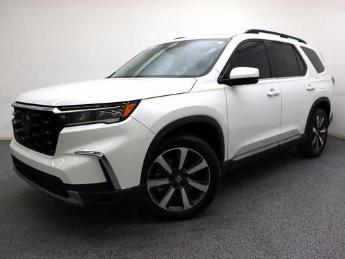 2023 Honda Pilot Touring