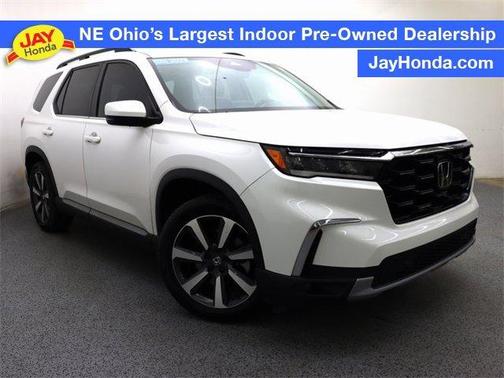 2023 Honda Pilot Touring