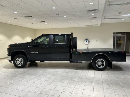 Black 2026 Chevrolet Silverado 3500 LT