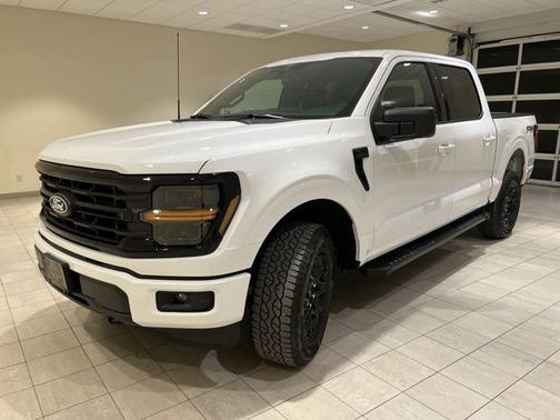 Oxford White 2026 Ford F-150 XLT