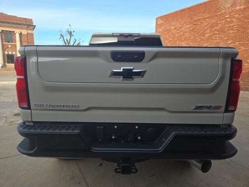 2026 Chevrolet Silverado 2500 ZR2