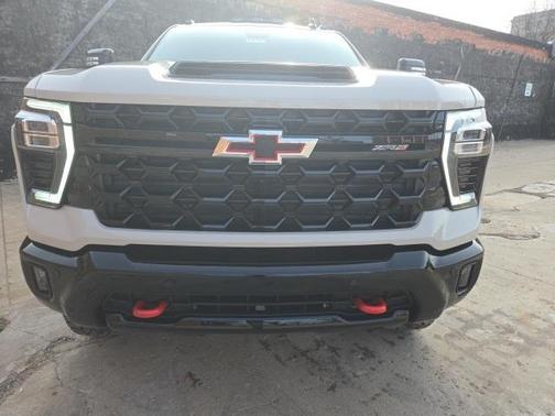 2026 Chevrolet Silverado 2500 ZR2