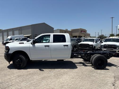 Bright White Clearcoat 2026 RAM 3500 Tradesman
