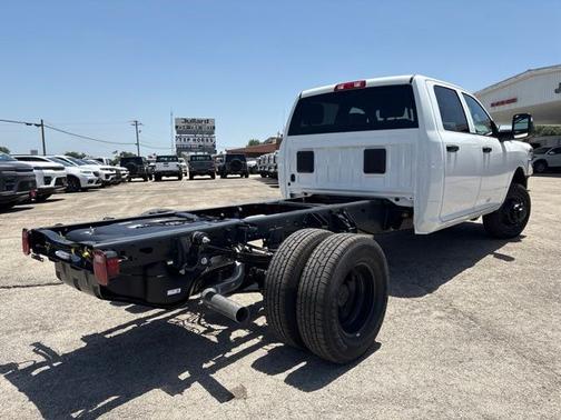 Bright White Clearcoat 2026 RAM 3500 Tradesman