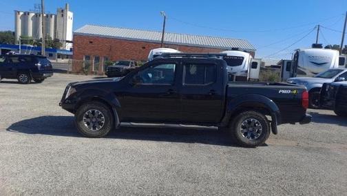 2017 Nissan Frontier PRO-4X