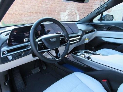 2025 Cadillac LYRIQ Luxury