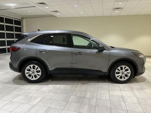 Carbonized Gray Metallic 2024 Ford Escape Active