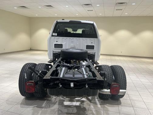 Oxford White 2026 Ford F-350 XL