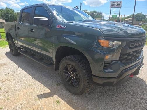 2025 Chevrolet Silverado 1500 Custom Trail Boss