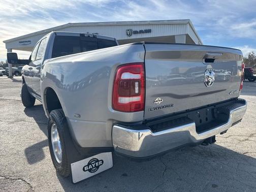 Billet Silver Metallic Clearcoat 2024 RAM 3500 Laramie