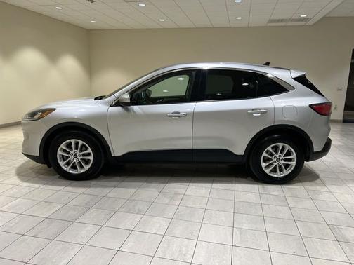 Ingot Silver 2020 Ford Escape SE
