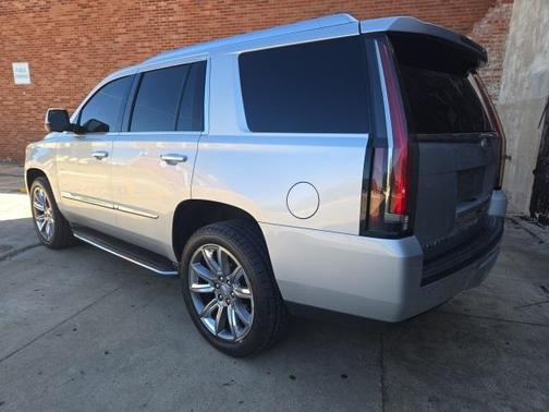 2016 Cadillac Escalade Luxury