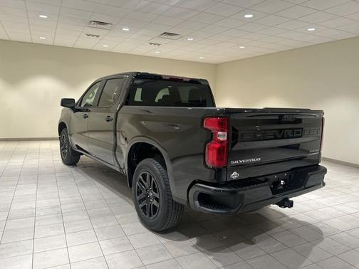 Black 2025 Chevrolet Silverado 1500 Custom