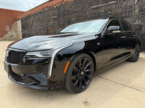 2025 Cadillac CT4 Luxury