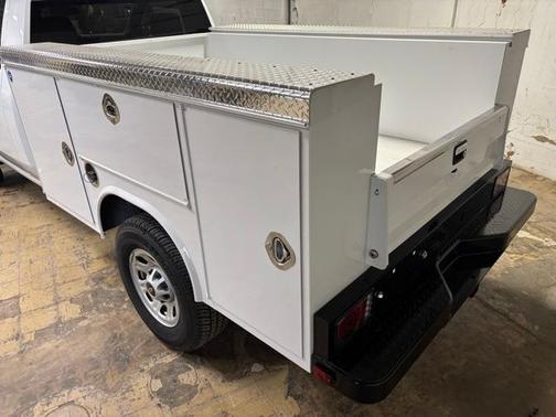 Summit White 2024 Chevrolet Silverado 3500 Work Truck