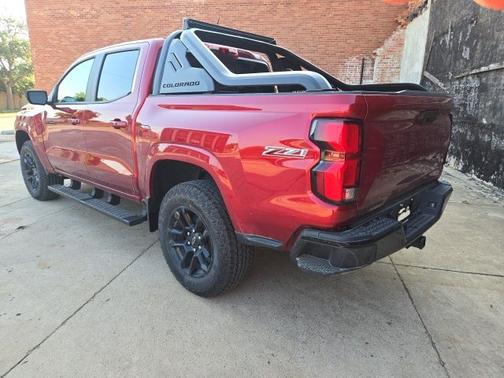 Radiant Red Tintcoat 2025 Chevrolet Colorado Z71