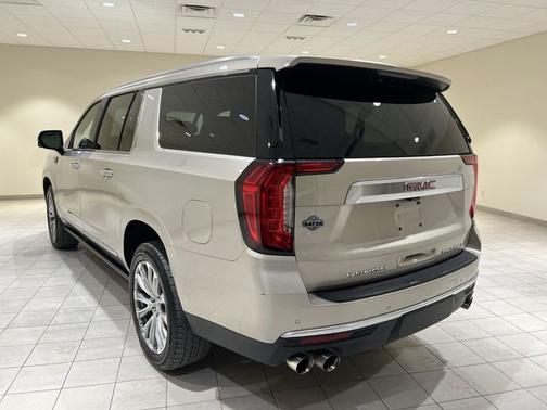 Pearl Beige Metallic 2021 GMC Yukon XL Denali