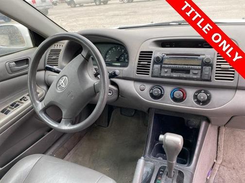 2004 Toyota Camry LE