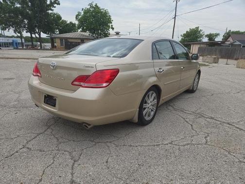 2010 Toyota Avalon Limited