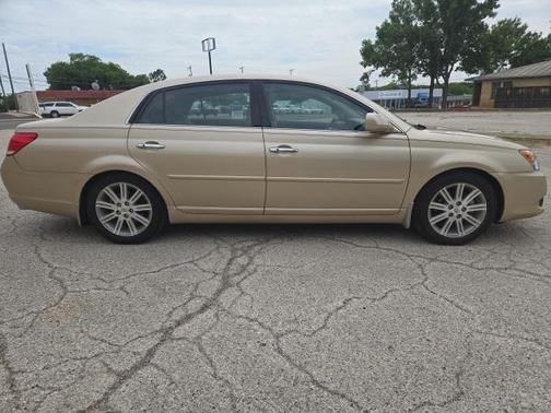 2010 Toyota Avalon Limited