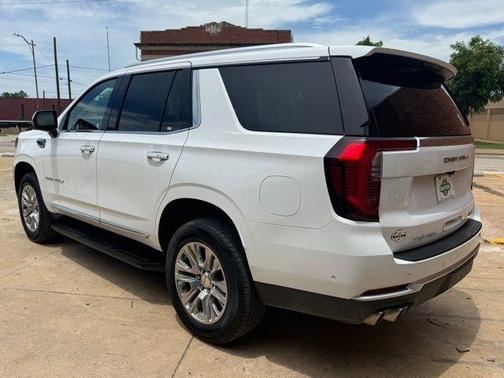 Summit White 2025 GMC Yukon Denali