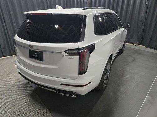 2025 Cadillac XT6 Sport AWD