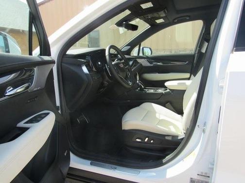 2025 Cadillac XT6 Sport AWD