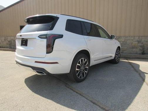 2025 Cadillac XT6 Sport AWD