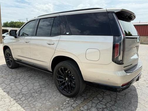 2024 Cadillac Escalade Sport
