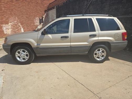 1999 Jeep Grand Cherokee Laredo