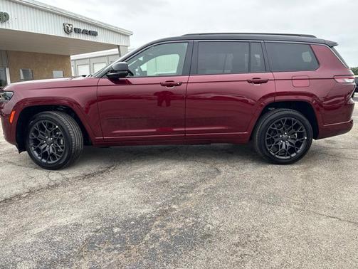 Velvet Red Pearlcoat 2026 Jeep Grand Cherokee L Summit