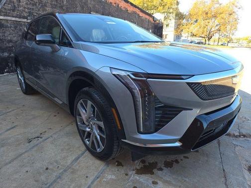 2026 Cadillac OPTIQ Luxury