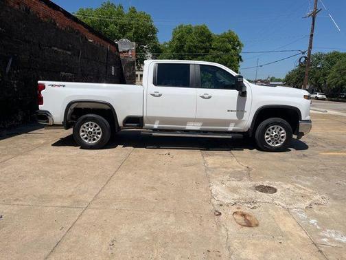 Summit White 2025 Chevrolet Silverado 2500 LT