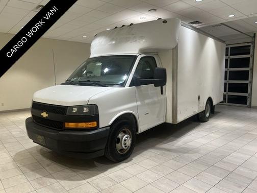 Summit White 2019 Chevrolet Express 3500 Work Van